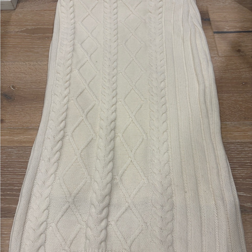 Cream Cable Knit Skirt